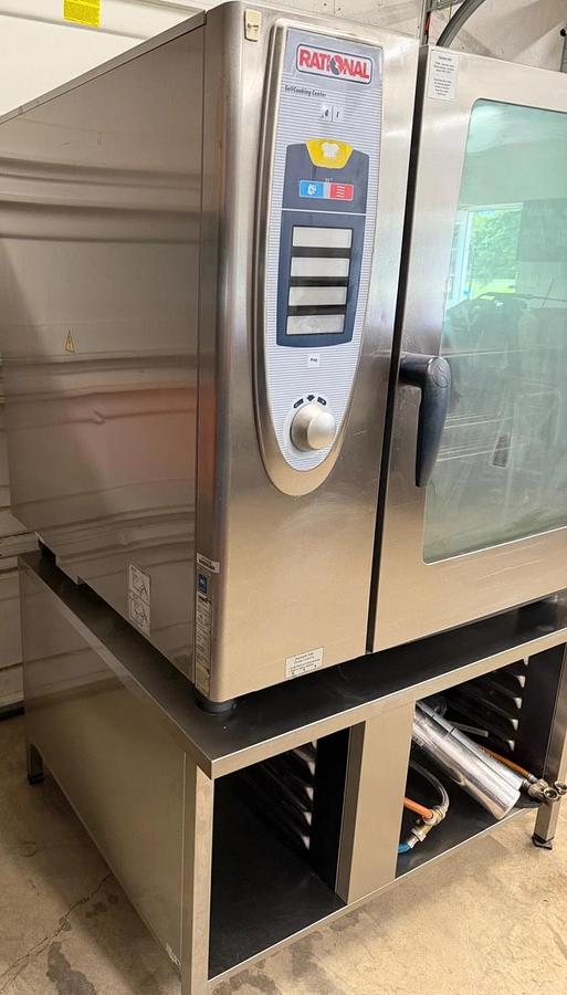 Used Rational SCC 102 Electric Oven W/Stand 208V
