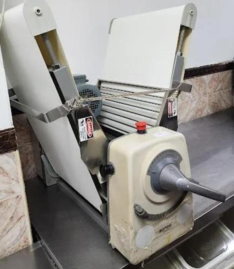 Used RONDO STM-513 COUNTERTOP DOUGH SHEETER