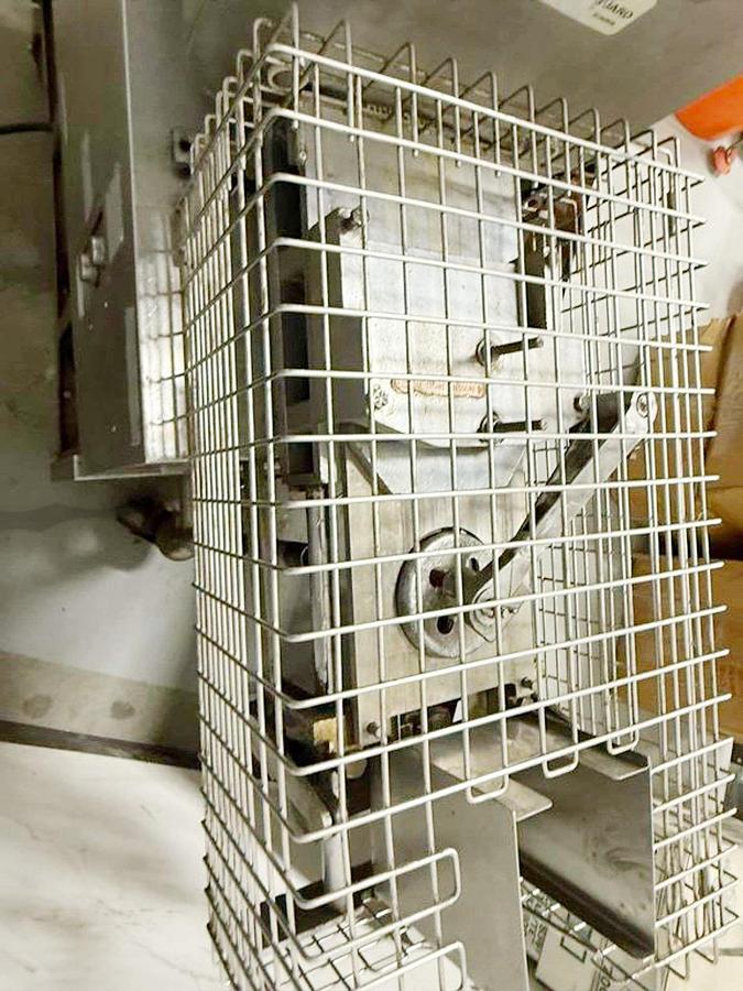 Used Hollymatic high production patty maker - 