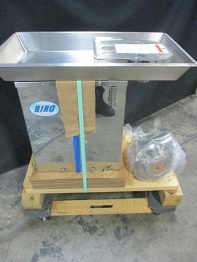 Biro Model 922 Meat Grinder - brand new - special clearance
