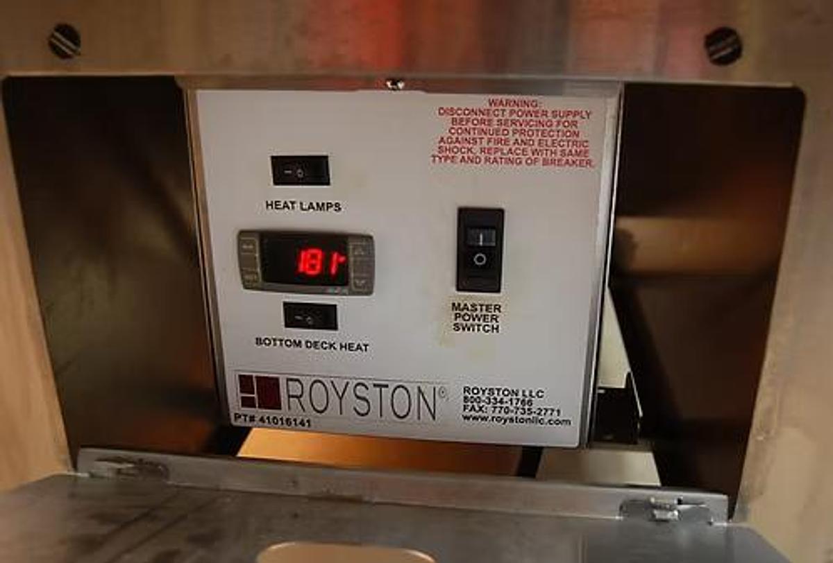 Used Royston Hen House 74″ Hot Case Merchandiser