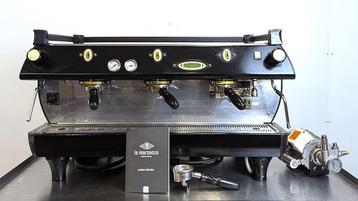 Used La Marzocco GB/5 3 Group Coffee Machine, Made In Italy