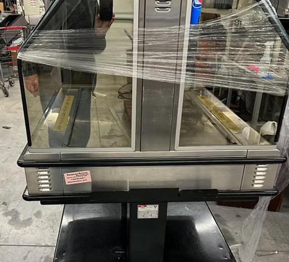 Used Henny Penny Hot Food Chicken Display Case