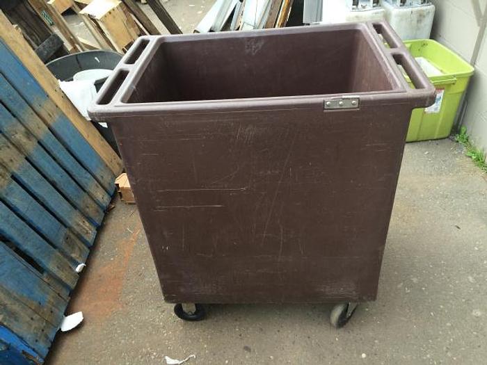 Used ROLLING ICE CART - CAMBRO
