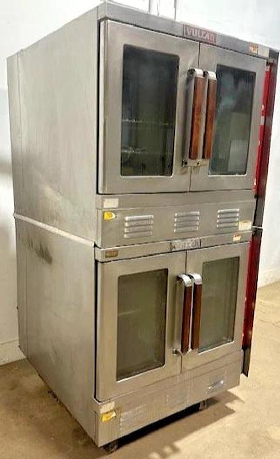 Used VULCAN SG1010T" COMMERCIAL N GAS DOUBLE STACK CONVECTION OVEN 