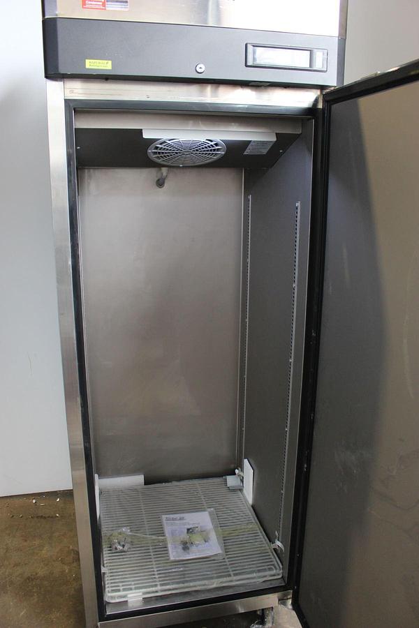 urbo Air M3F24-1-N 21.7 cu ft 1 Door Reach-In Top Mount Freezer - Scratch & Dent - SEE VIDEO