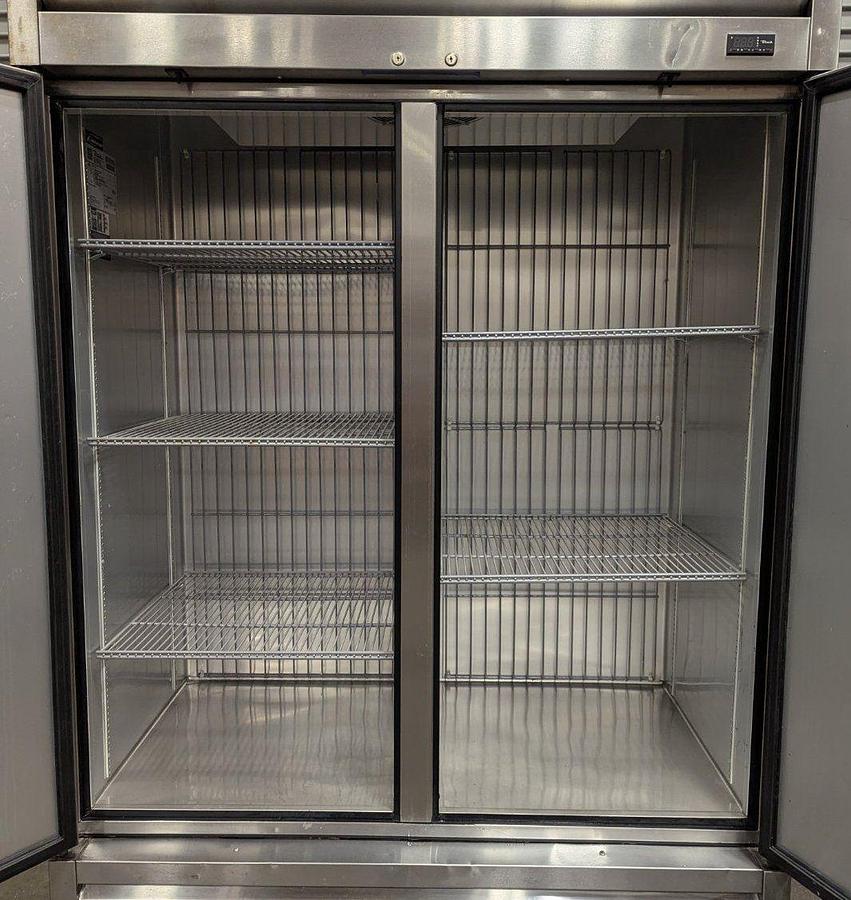 Used True T-49F-HC 54" Double Door Stainless Freeze