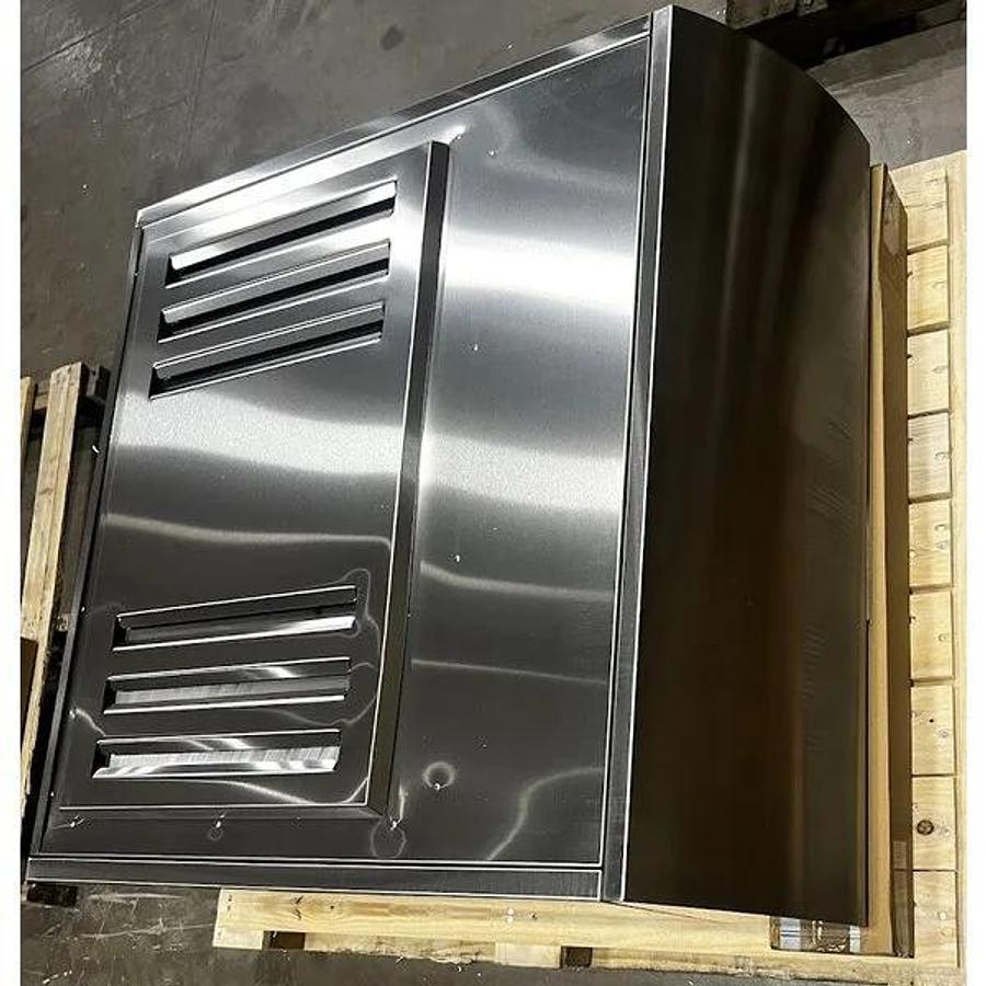 Used Scratch and Dent Rational iCombi Classic 10 Pan Half-Size Electric Combi Oven with Stand and Ventless Condensation Hood - 18.9kW