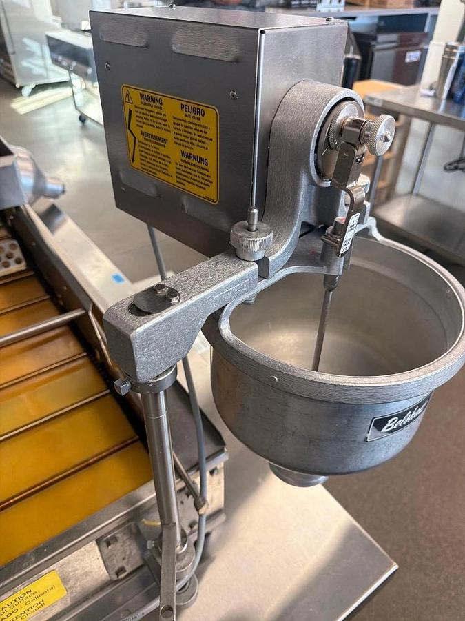 Used Belshaw Donut Robot Mark V Complete Automatic Donut Fryer System - fry and grease filtration machine