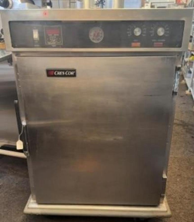 Used Cres cor under counter cook and hold with wheels