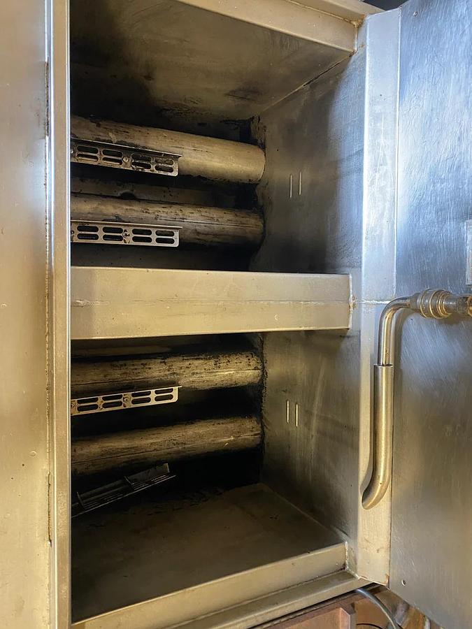 Used Henny Penny OFG-322 Natural Gas Double Deep Fryer