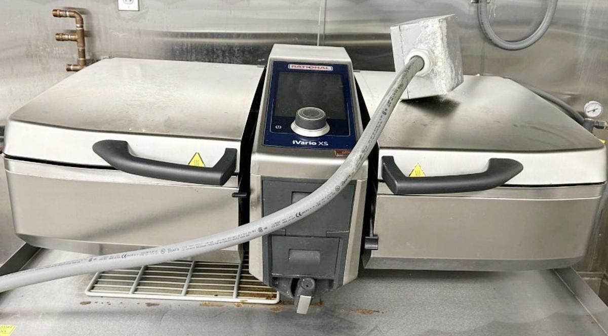 Used RATIONAL IVARIO XS 9 GALLON 2 PAN ELECTRIC TILT SKILLET - OPEN TO OFFERS - NEVER USED BY SELLER