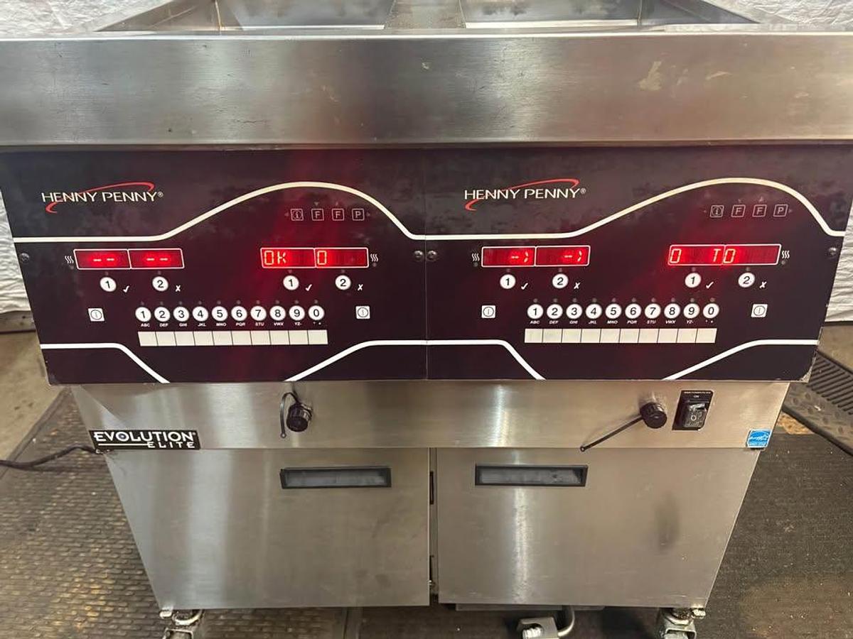 Used Henny Penny Evolution Elite Double Gas Fryers - Warranty