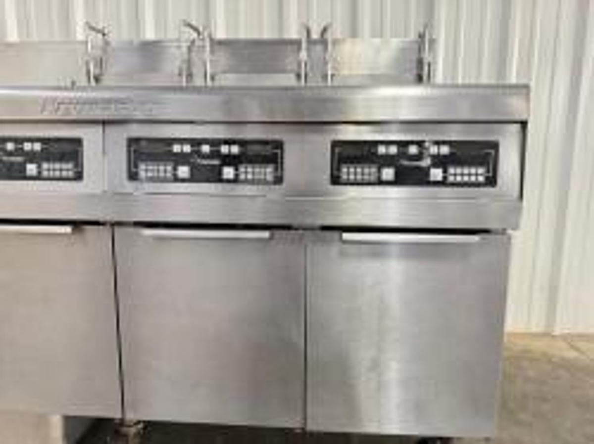 Refurbished Frymaster Gas 3 Bay Fryer W Filtration from School 50lb FMPH355SC
