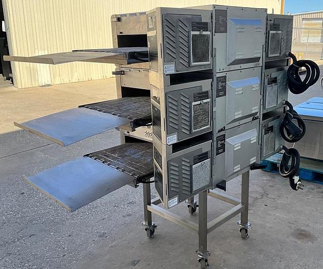 Refurbished Turbochef conveyor high speed oven - triple stack - Model 2020