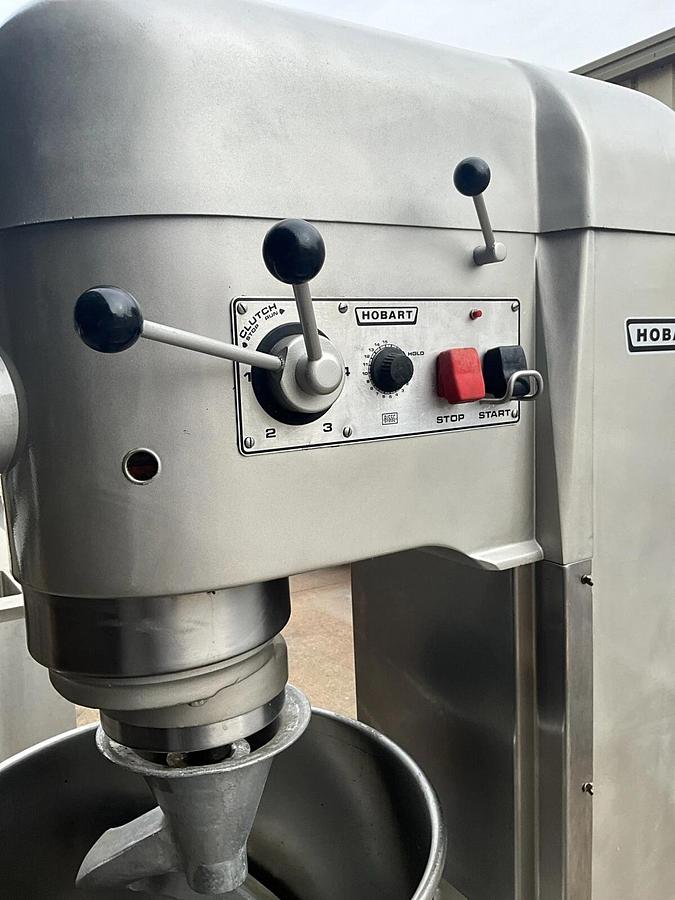 Used Hobart 140qt Dough mixer V1401 Pizza Bakery Planetary Floor Mixer Bowl hook