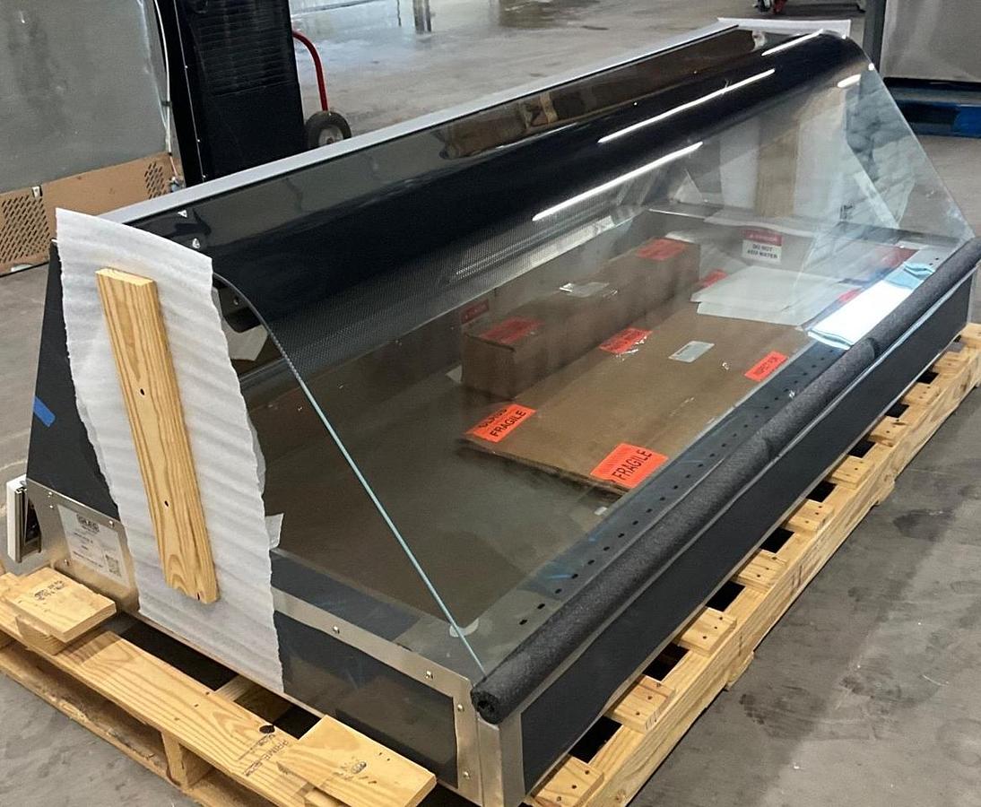 Used 6’ Giles heated food display merchandiser