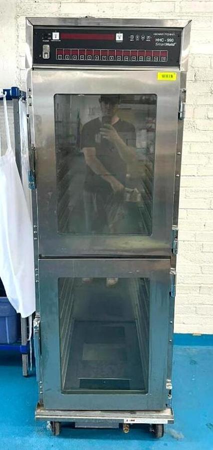Used HENNY PENNY HHC-90 * HEATED SMARTHOLD GLASS-DOOR CABINET ON CASTERS