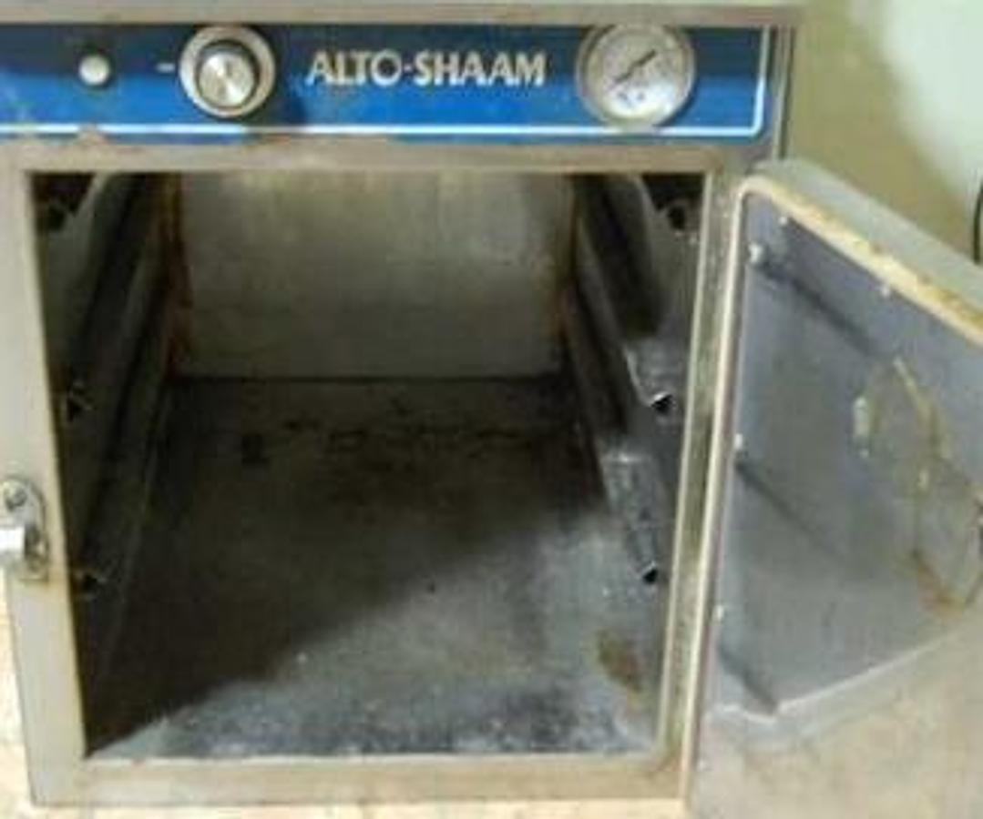 Refurbished Alto Shaam 750 S Heated Holding Cabinet Mobile 120V