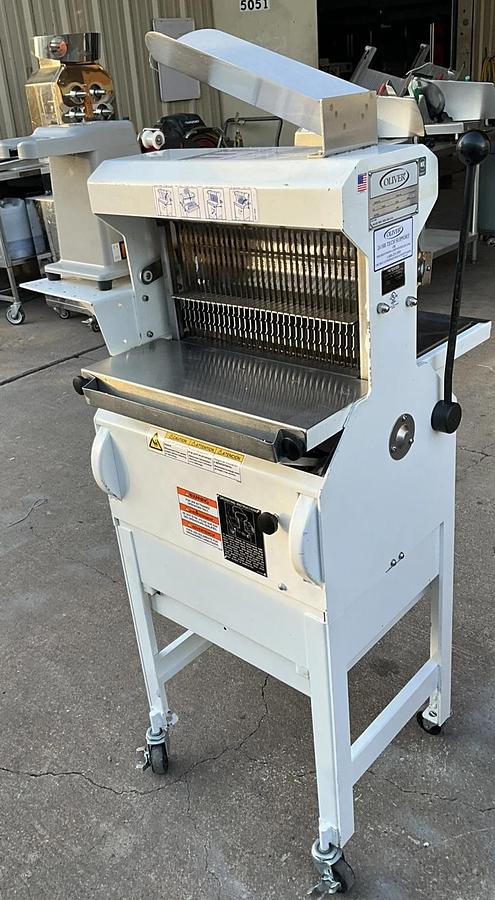Used 2019 Oliver Bakery Bread Slicer 777-NT with zip tie bag sealer Artisan Bread