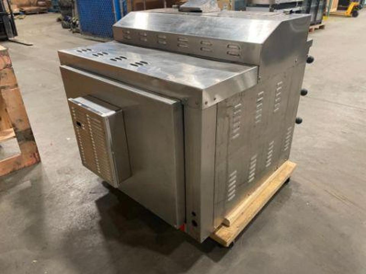 Used DOYON PIZ3 ELECTRIC JET AIR TRIPLE DECK PIZZA OVEN