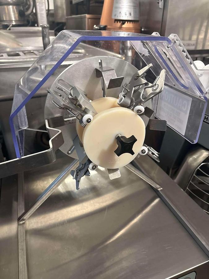 Used Sausage Linker - used in very good condition