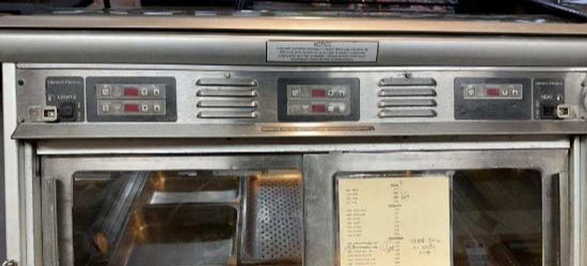 Used Henny Penny HMR-103 Slant Glass Hot Case 43"