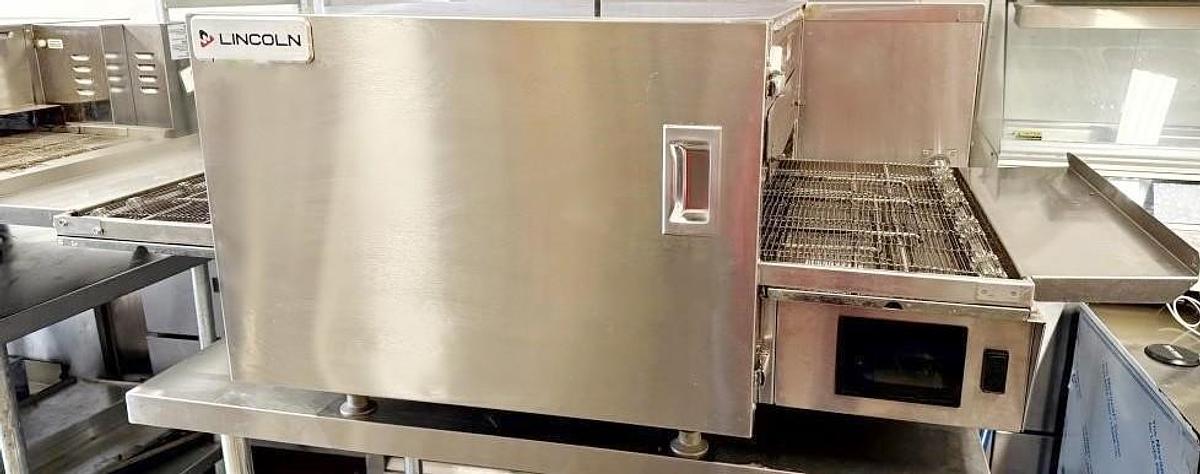 Used LINCOLN 2424E-000-0003 CONVEYOR OVEN, 208/240V 3 PHASE
