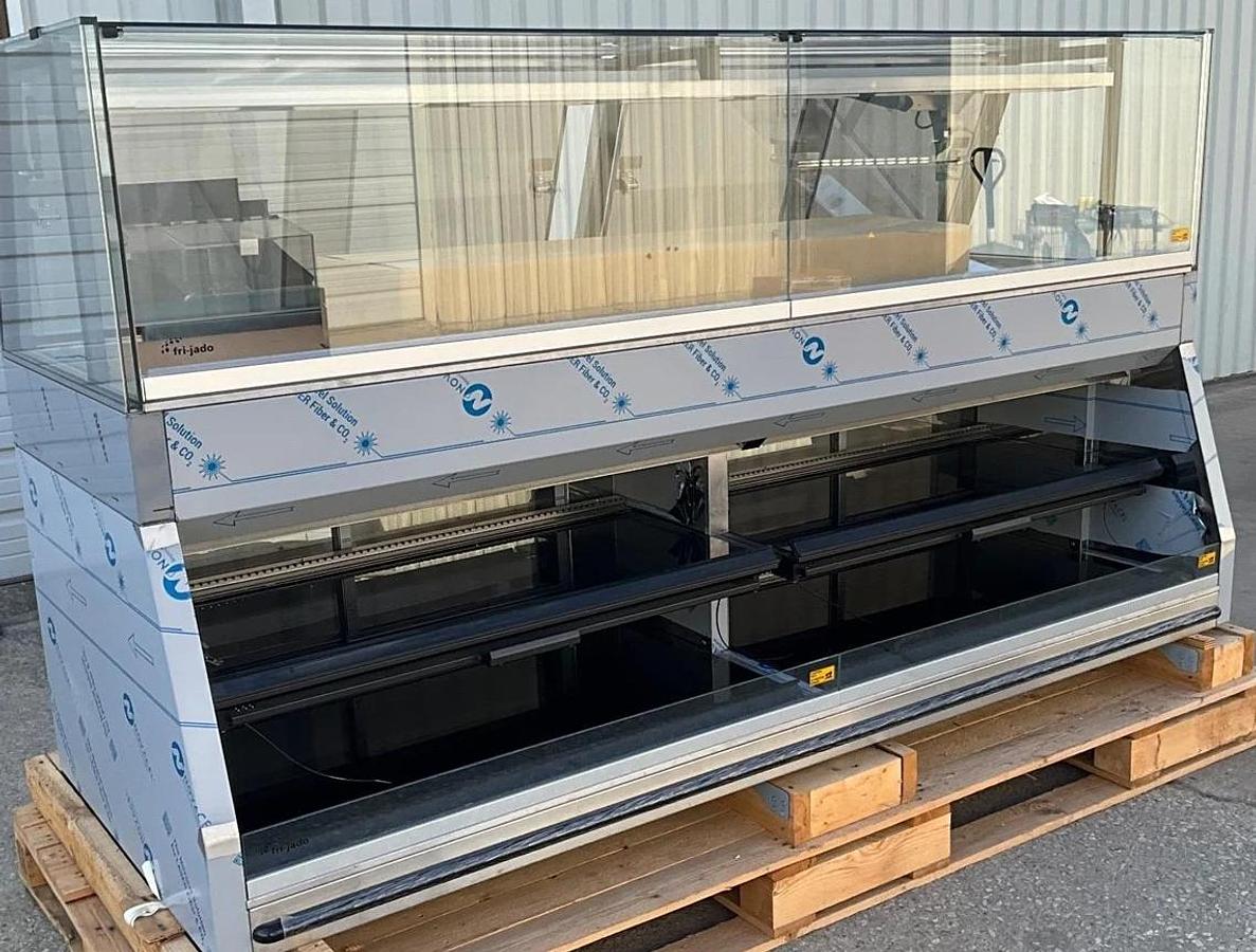 Used 2025 Frijado heated hot serving display warmer - LIKE NEW 