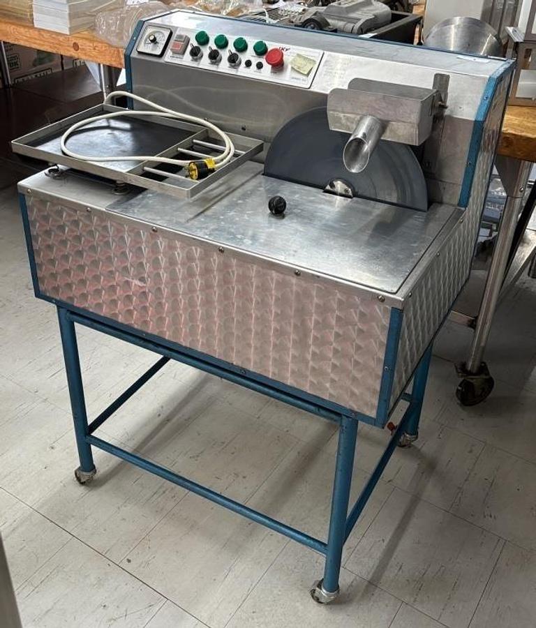 Used JKV Chocolate Tempering Machine Type HERMES JKV30