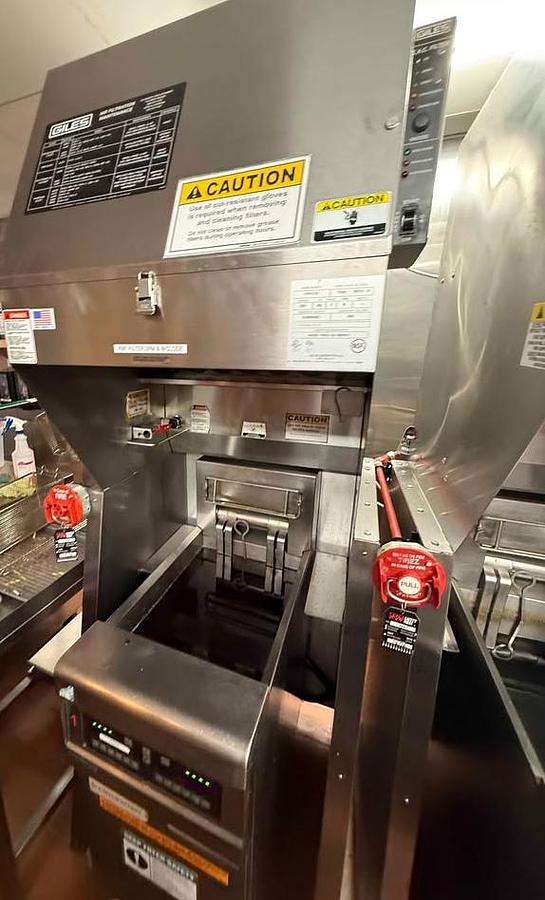 Used Giles Ventless Hood - c/w with deep fryer