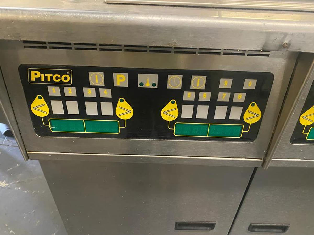 Used Pitco M62 Four Compartment Natural Gas Fryer with Filtration