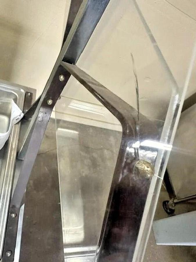 Used VOLLRATH 38935 3 WELLS HOT FOOD BUFFET TABLE WITH LIGHTED SNEEZE GUARD ON CASTER