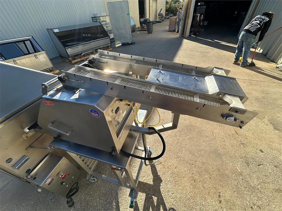 Used Be&sco Beta Max tortilla press and oven