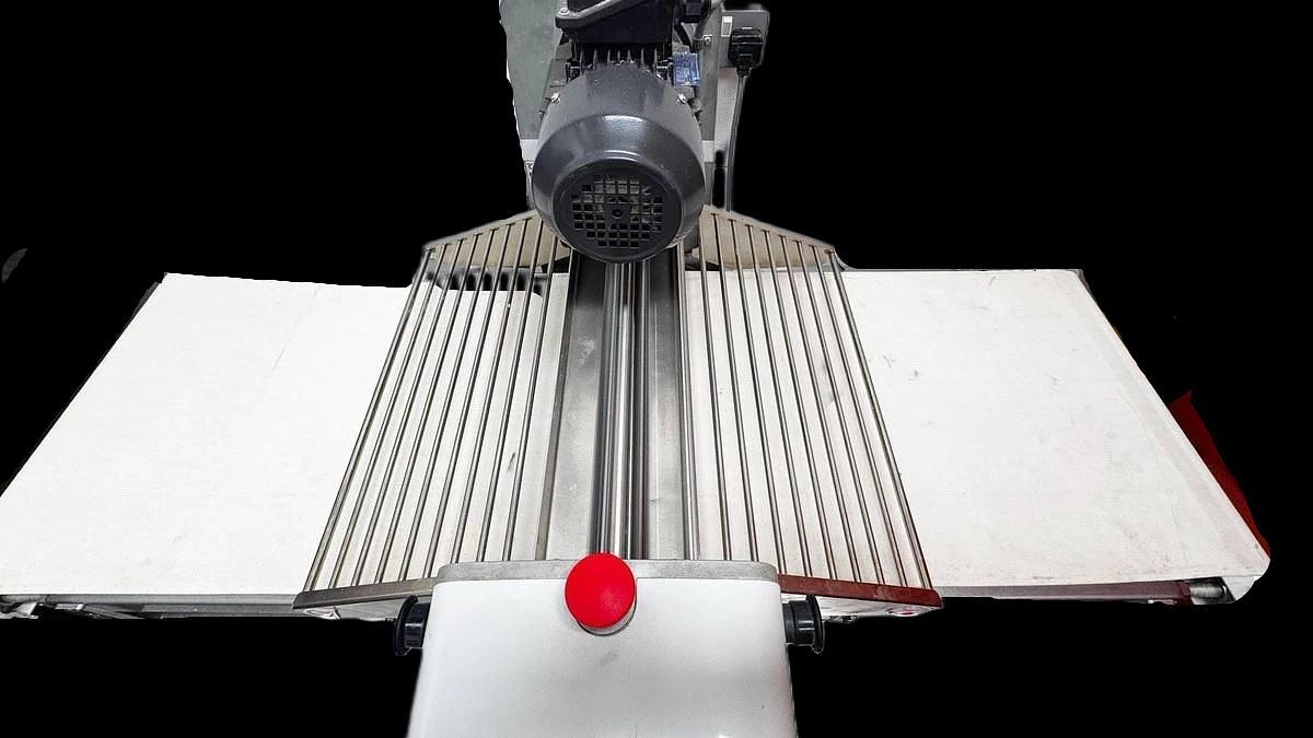 Used RONDO STM-513 COUNTERTOP DOUGH SHEETER