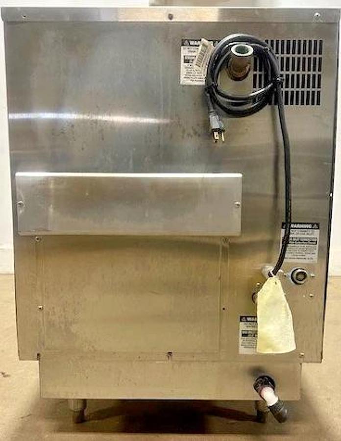 Used ACCUTEMP P61201E060 COUNTERTOP 60,000 BTU 6 PAN LP GAS BOILERLESS STEAMER