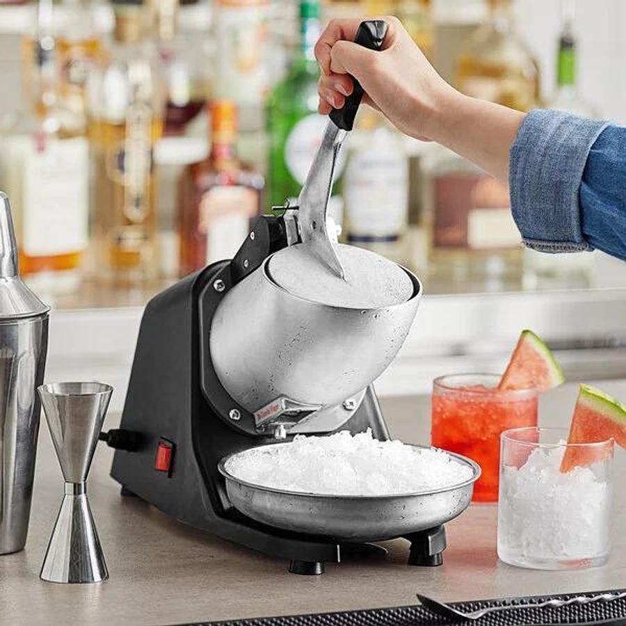 Used Countertop Ice Crusher - 120V, 300W