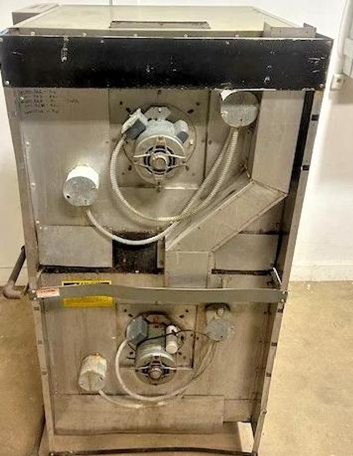 Used VULCAN SG1010T" COMMERCIAL N GAS DOUBLE STACK CONVECTION OVEN 