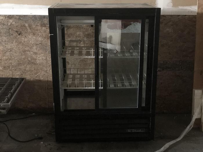 Used PASS THRU GLASS DOOR UPRIGHT REFRIGERATOR