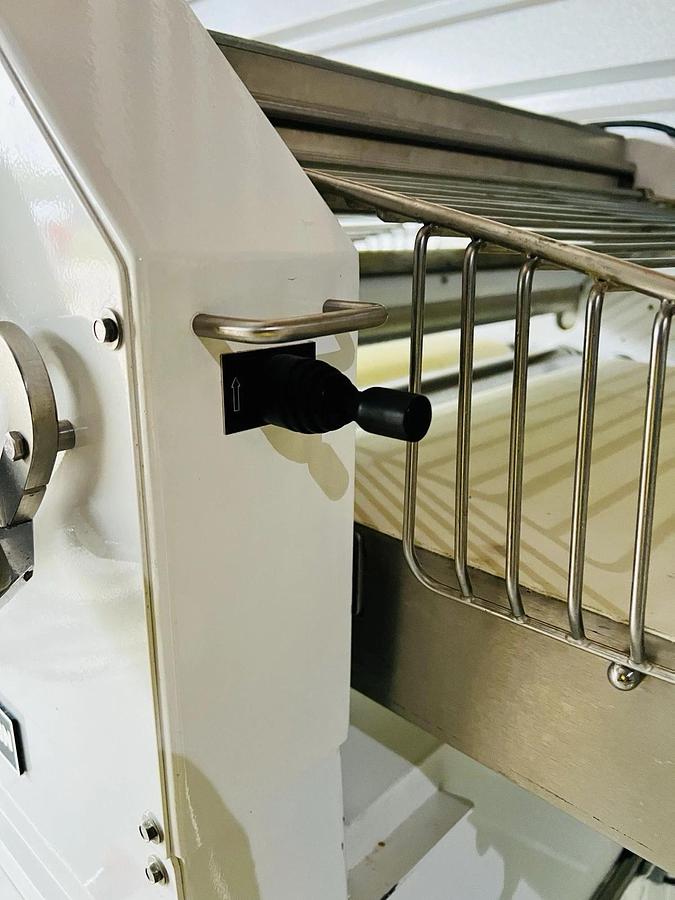 Used Doyon LMA620 Reversible Dough Sheeter - Floor Model