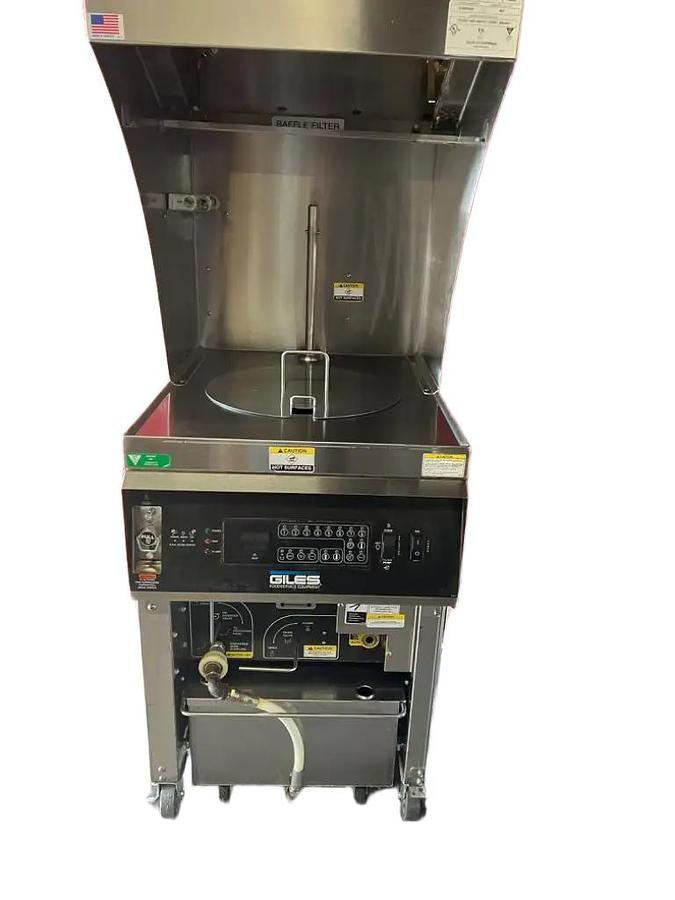 Used Giles GEF-400-VH 45 Lb Ventless Kettle Fryer – 1 phase 208V