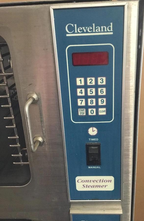 Used Cleveland Range 24CGM200 Commercial Gas Convection Steamer 2 Compartment