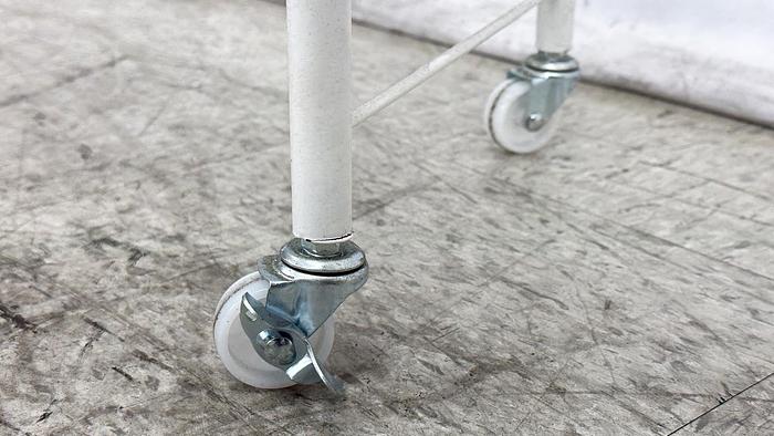 4-Tier Metal Wire Retail Floor Display Candy Rack