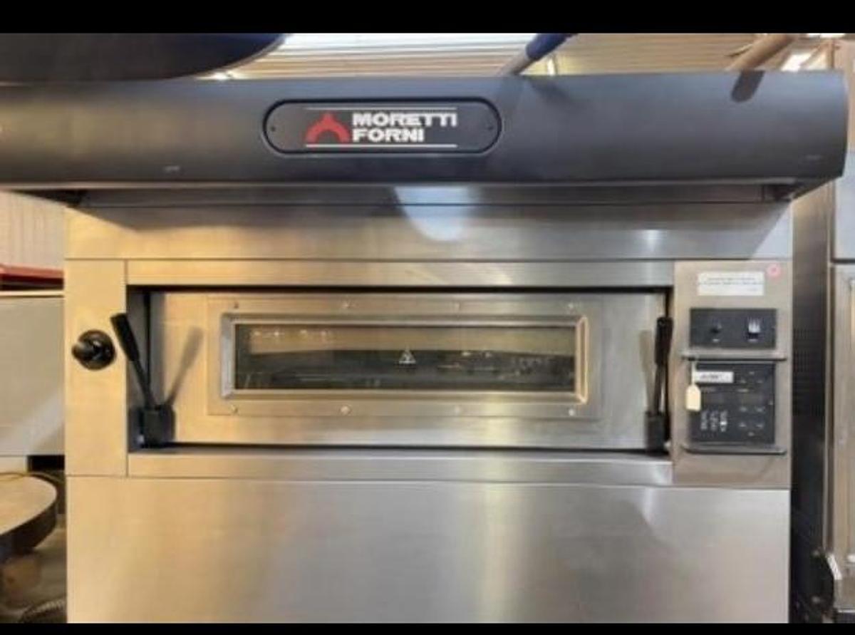 Used Moretti forni commercial pizza deck oven 52x39x64