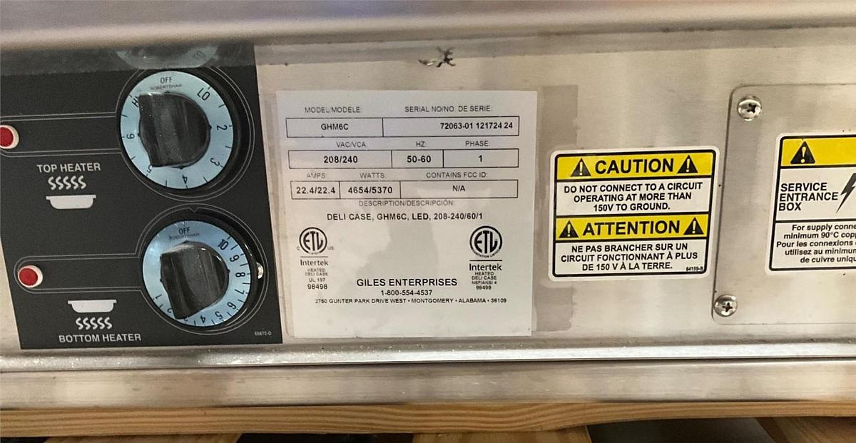 Used 6’ Giles heated food display merchandiser