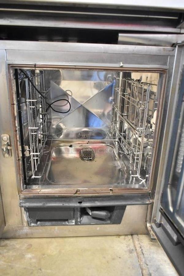 Used RATIONAL XS ELECTRIC COMBI OVEN W/ VENTLESS HOOD -WARRANTY