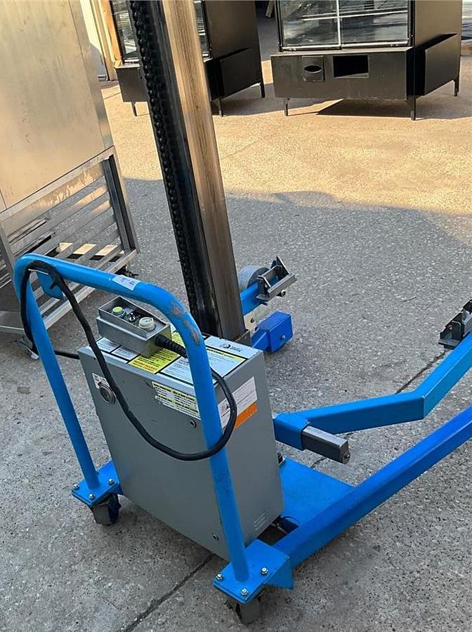 Used Savage Brother 0712HT bakery Bowl kettle lift -