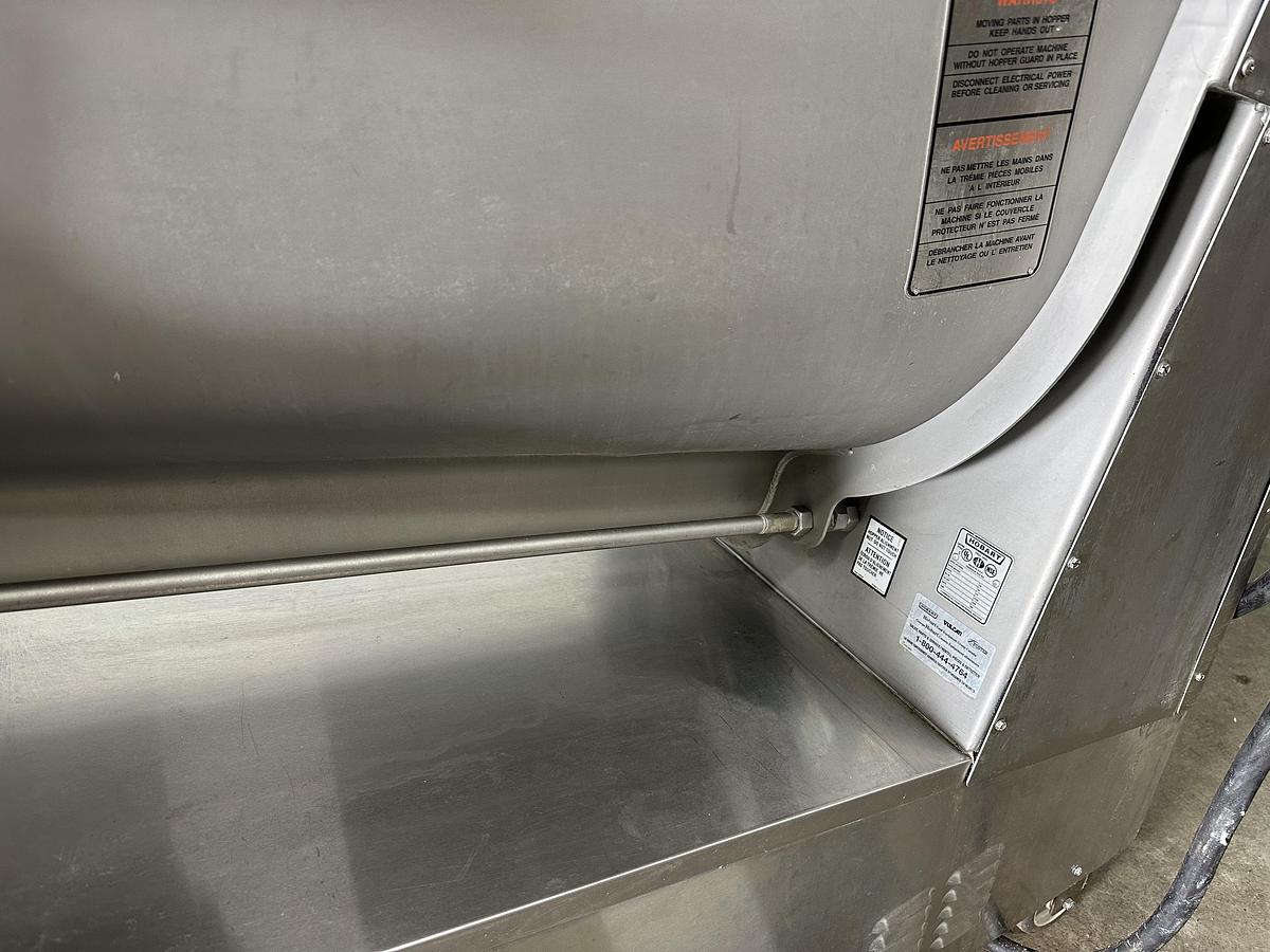 Used Hobart Meat Grinder MG1532
