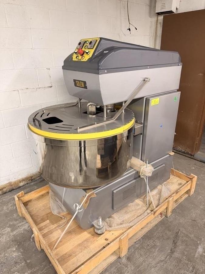 Used BRAND NEW - SOLEM 200 QT SPIRAL MIXER 