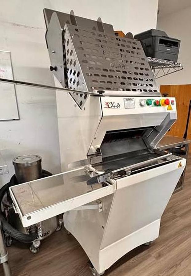 Used JAC Machines Chute 450 ETL Commercial Bread Slicer – Gravity‑Fed Loaf Slicer